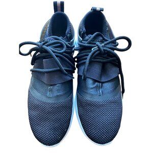 Fabletics Pismo II Womens Athletic Sneakers Size 7 Black & White Mesh pull on